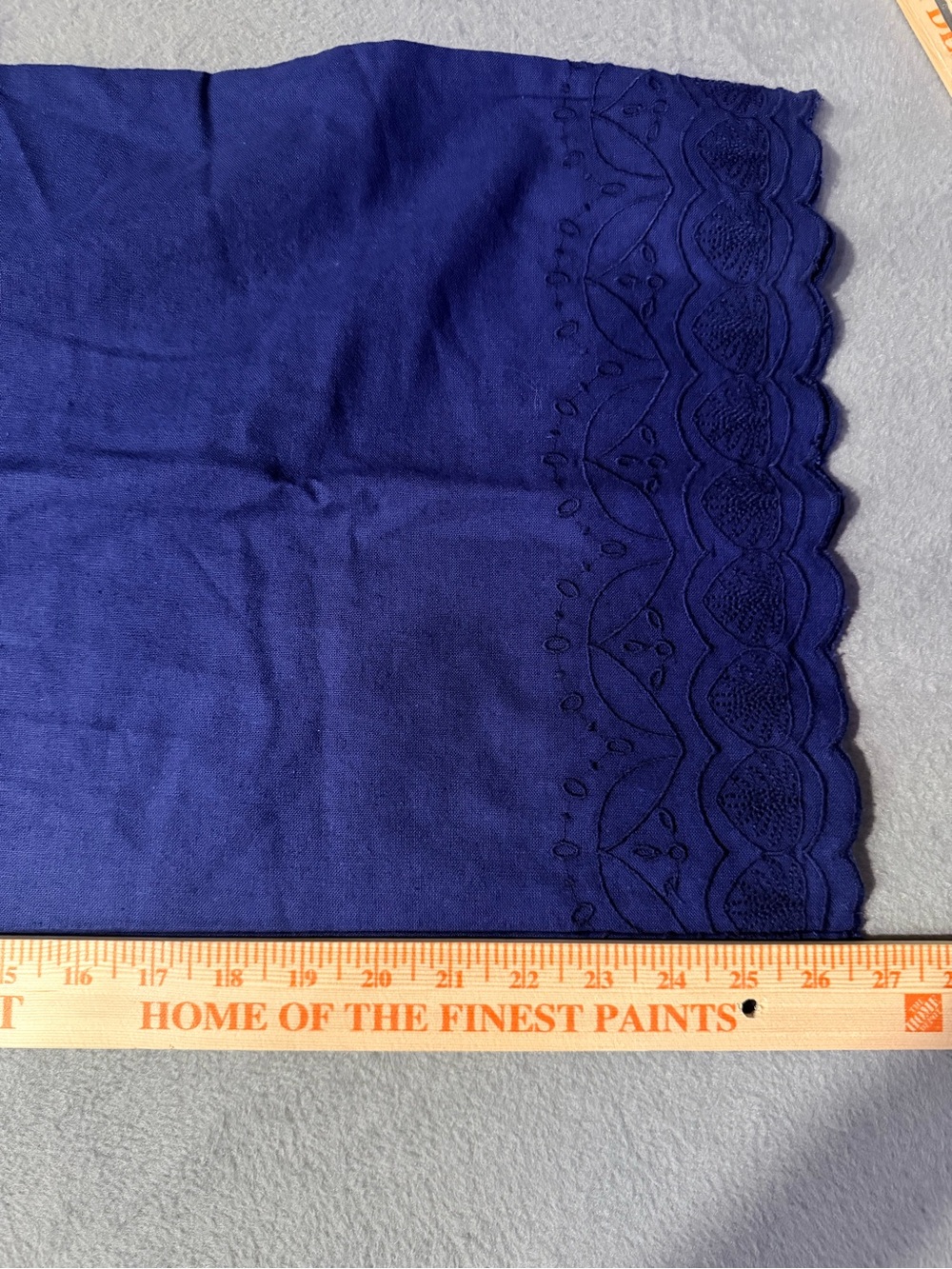 Roller Rabbit - Blue Scalloped Embroidered Set - Picture 14 of 16